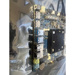 810610-4500 mitx-bdw-u i7 Gt3 Embedded Motherboard